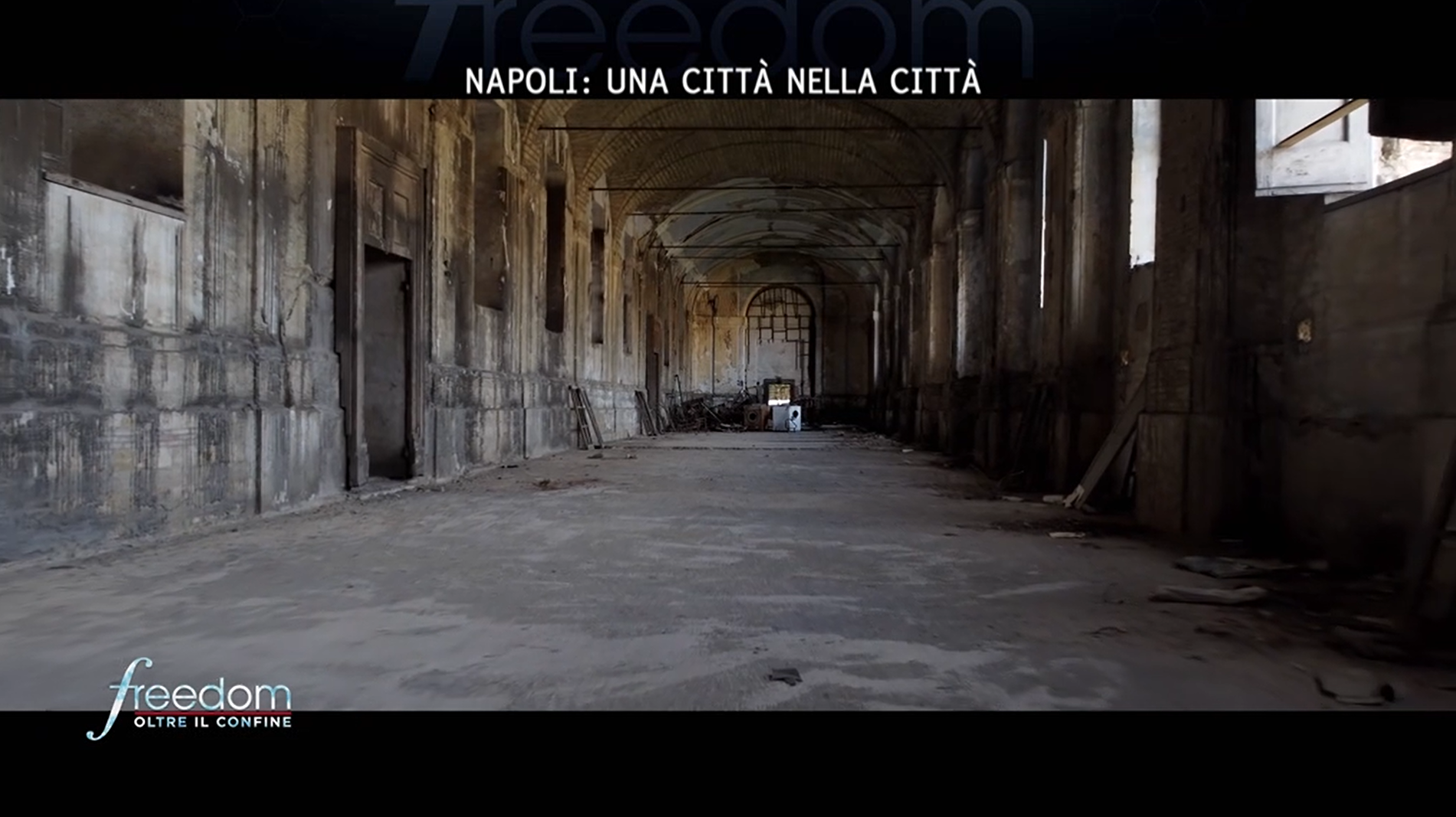 Napoli - l'Albergo dei Poveri e il Cimitero delle 366 fosse Napoli - l'Albergo dei Poveri e il Cimitero delle 366 fosse